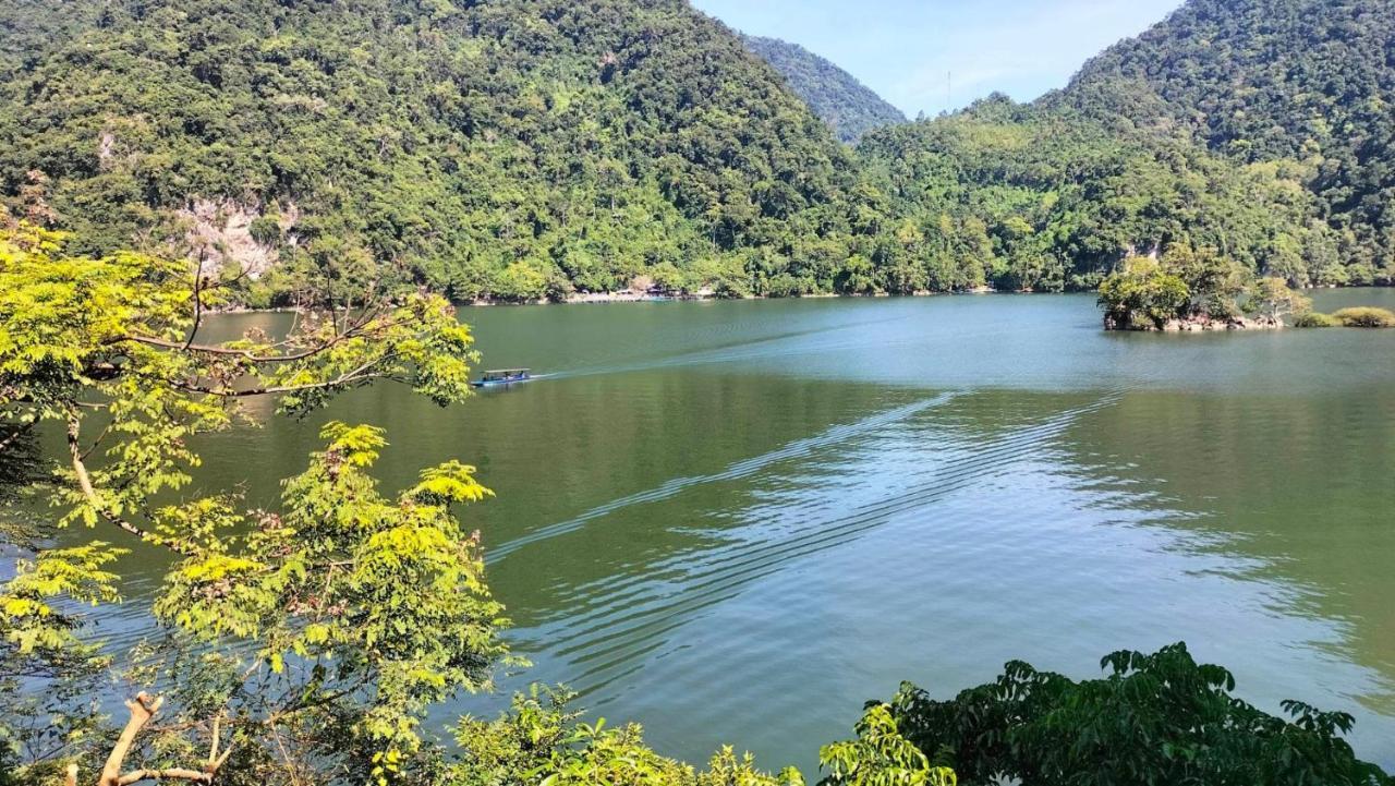Tran Xuan Homestay Ba Be Village Exterior foto